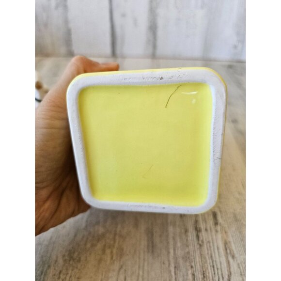 Harrods Easter canister bunny rabbit spring yellow Knightsbridge vintage unique - Picture 8 of 9